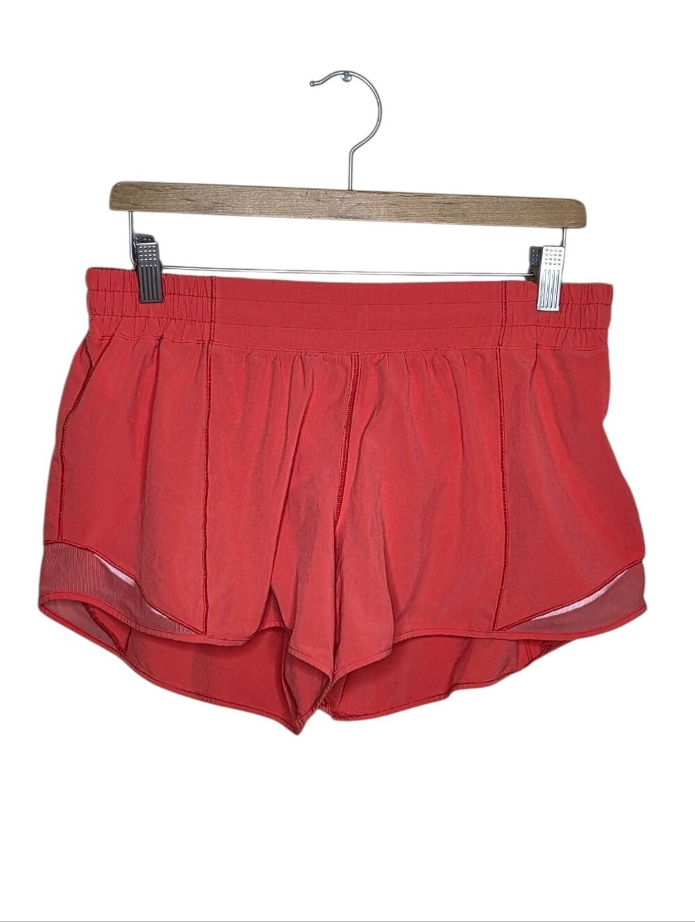 Lululemon Hotty Hot Lined Shorts in Red-Orange Size 12 Gym Running Athletic